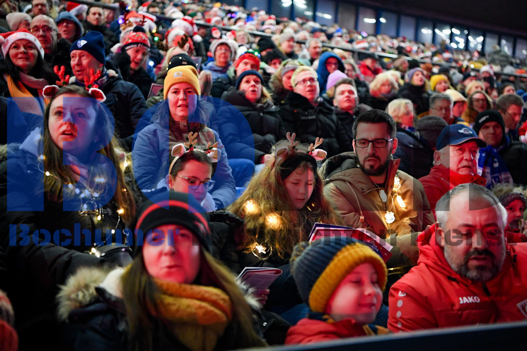 CSC_WEISIN20231220-26 | bond - Realisiert mit Pictrs.com