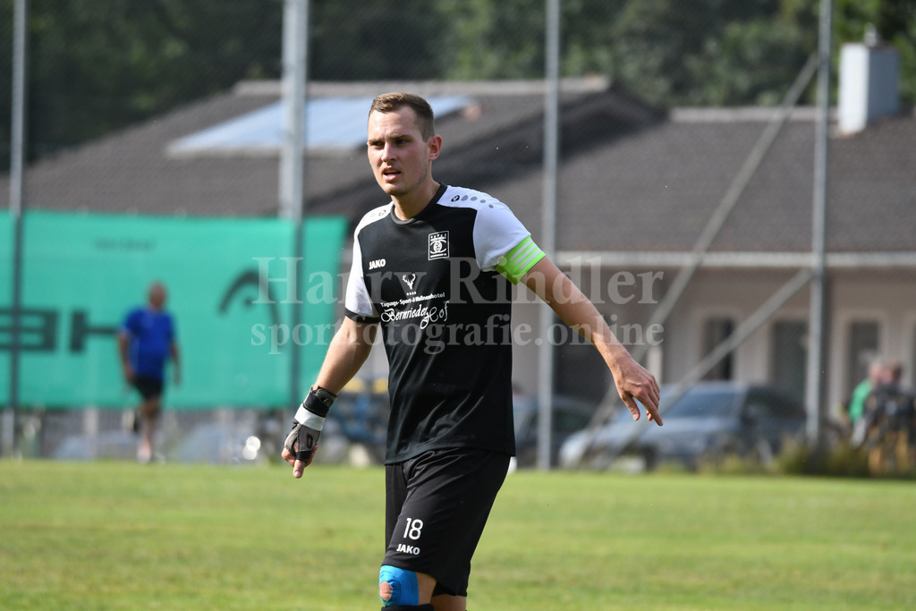 SpVgg GW Deggendorf | Matthias Schäfer (SpVgg GW Deggendorf #18) - Realisiert mit Pictrs.com