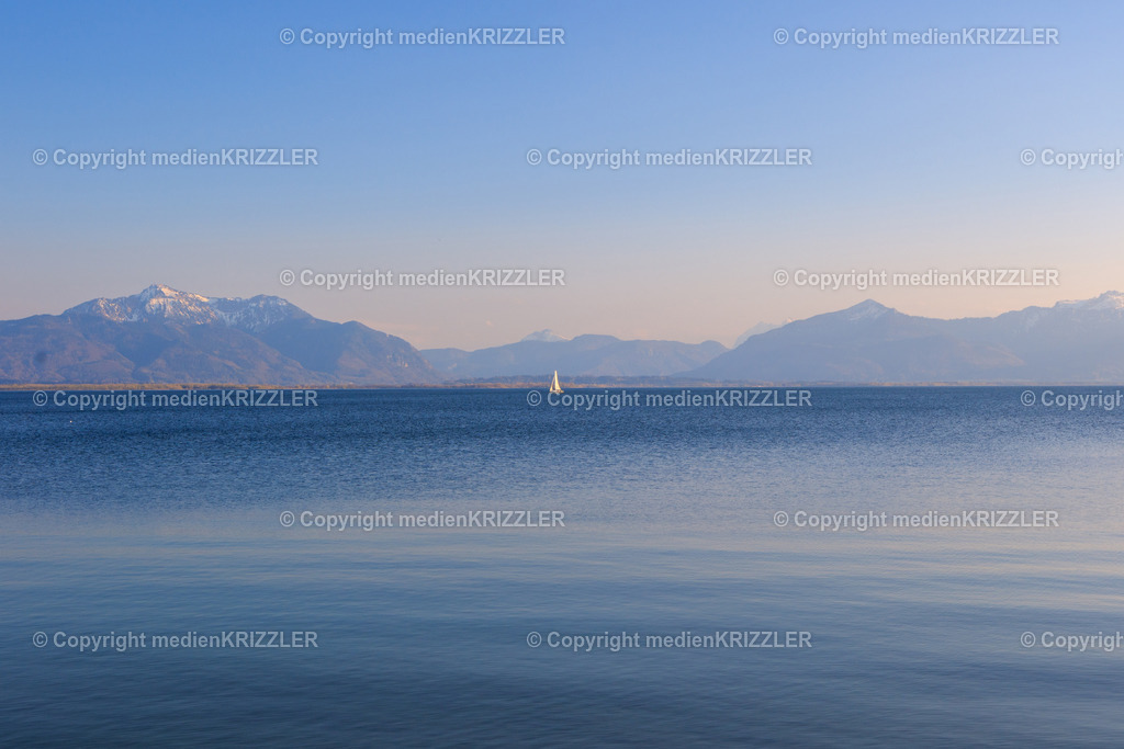 _07A7334 | Ferne am Chiemsee - Realisiert mit Pictrs.com