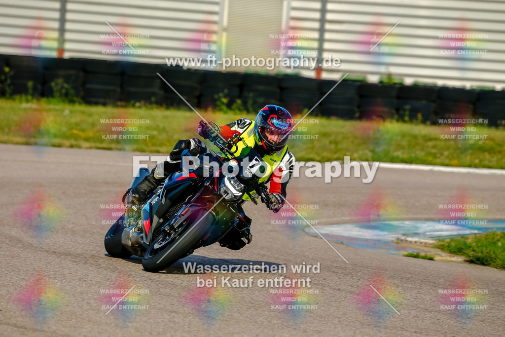 Chambley Juli-0205 | Hier findet Ihr Bilder von Touristenfahrten auf der Nürburgring Nordschleife oder von anderen Veranstaltungen die ich besucht habe. Viel Spass beim Durch Schauen 