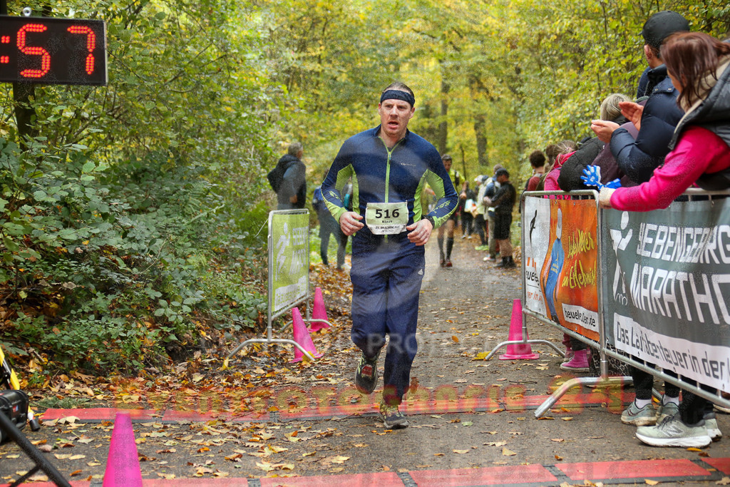 251026_1303_EX1_2363 | Sportfotografie im Rhein-Sieg Kreis, Köln, Bonn, NRW, Rheinland Pfalz, Hessen, etc. Unser Tätigkeitsfeld umfasst den Laufsport vom Volkslauf über den Marathon, Duathlon, Triathon bis zum Ultralauf wie Kölnpfad Ultra oder Schindertrail.