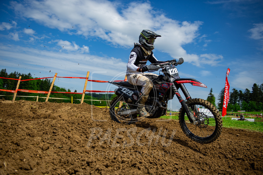 Ra2 (43) | Paeschuphoto Shop - Wer nicht sucht der auch nicht findet.Ob Motocrossbilder oder von einem besuchtem Spiel, Hauptsache Action. - Realisiert mit Pictrs.com