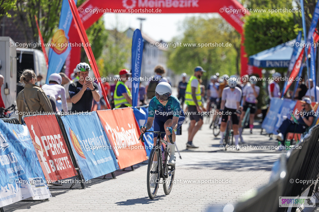 VJ__5183 | Neusiedlersee Radmarathon 2026@sportshot_your_pictrs #yourpictures#roadtowm2029 #nrm #neusiedlerseeradmarathon #neusiedlersee #neusiedlerseetourismus #burgenland #mörbisch #nrm26 #burgenlandtourismus #voglundco #poweredbyburgenlandtourismus #radsport #rad #marathon #ucigranfondo #visitburgenland #ucigranfondoworldseries
