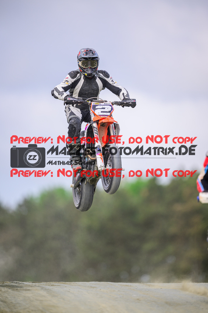 MaZZes_Fotomatrix_20250504_6007705_6568 | S4