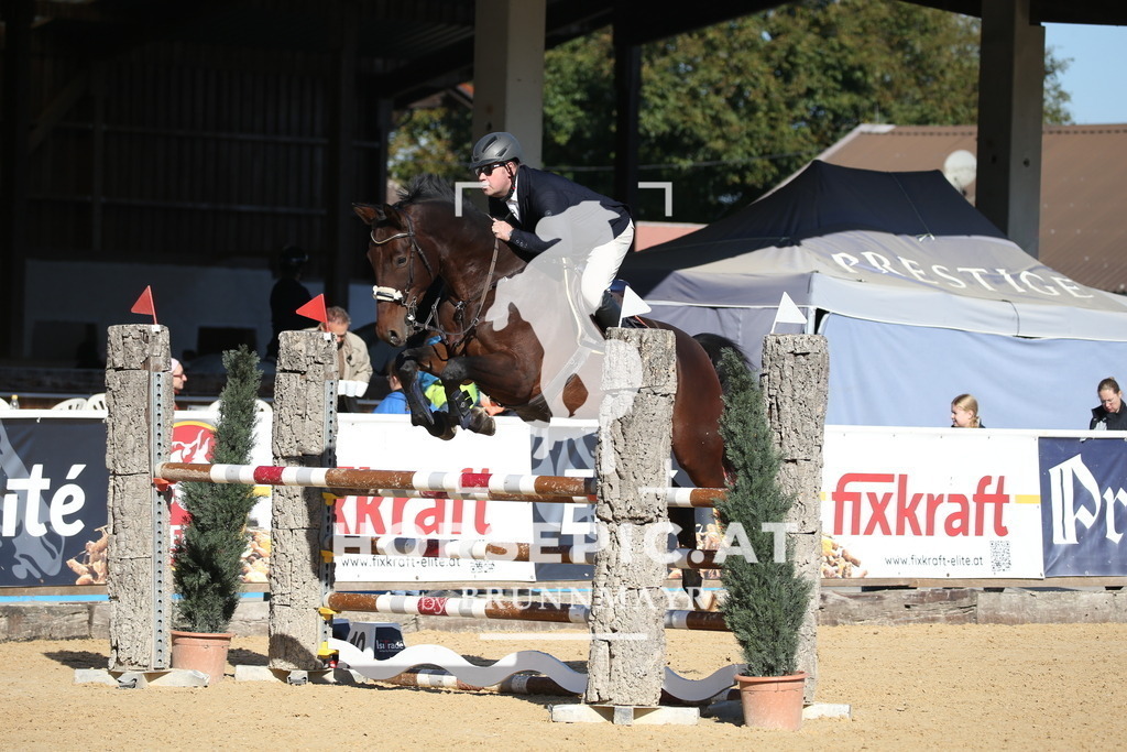 DL2Q1724 | Willkommen bei Brunnmayr - Design & Fotografie – Ihrem Spezialisten für Reitturniere und Pferdeveranstaltungen in Oberösterreich, Salzburg und Bayern! Seit über 17 Jahren sind wir leidenschaftlich dabei.