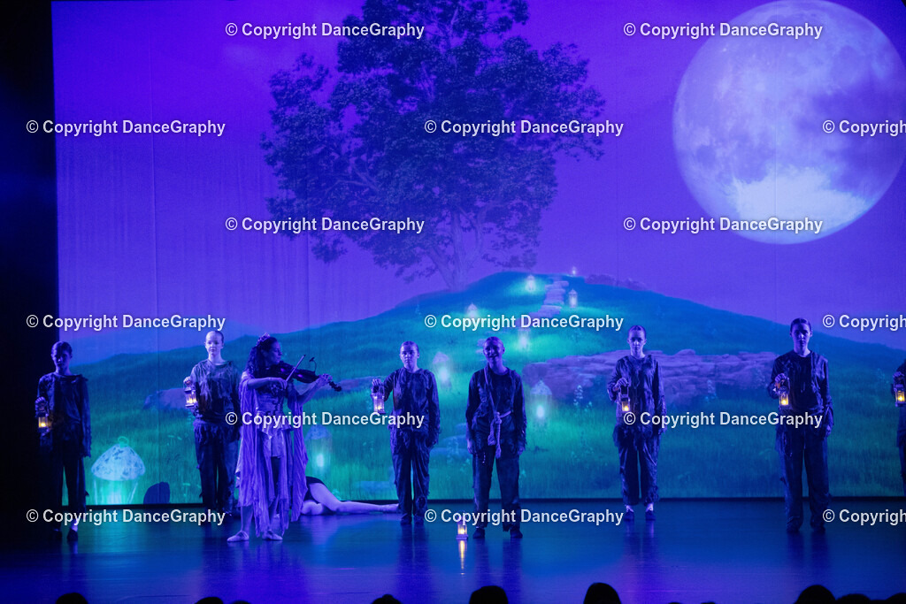 GPHY1472 | DanceGraphy - Realisiert mit Pictrs.com