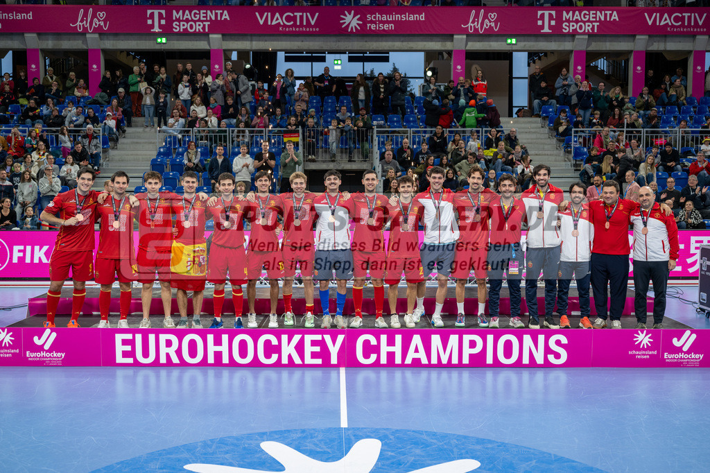 Halle EM Finale _ Siegerehrung 11.1.26 SG kl-1549 | Hockey,Sport,Fieldhockey,1.Bundesliga,2.Bundesliga,Sportfotografie,Shop,Sportphotography,Feldhockey,Hockeyliga