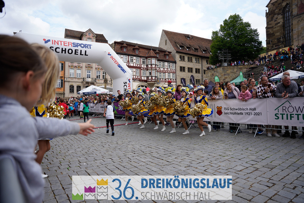 AOK Junior Cup 400m | 3Königslauf 2022 AOK Junior Cup 400m - Realisiert mit Pictrs.com