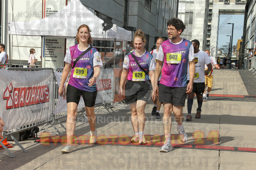 250920_1350_EX1_6820 | Sportfotografie im Rhein-Sieg Kreis, Köln, Bonn, NRW, Rheinland Pfalz, Hessen, etc. Unser Tätigkeitsfeld umfasst den Laufsport vom Volkslauf über den Marathon, Duathlon, Triathon bis zum Ultralauf wie Kölnpfad Ultra oder Schindertrail.