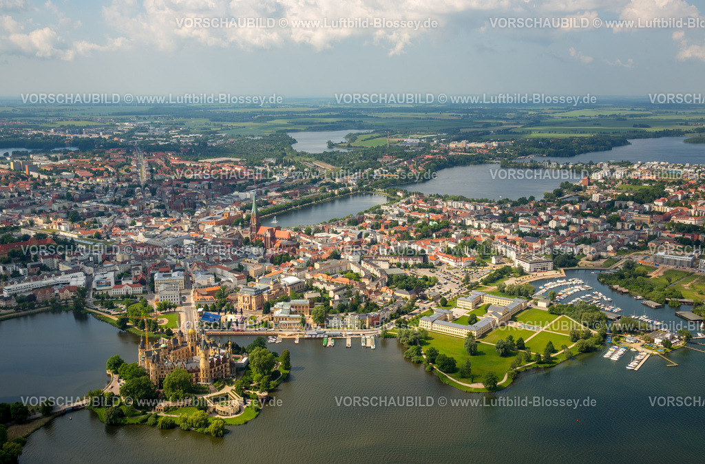 Schwerin16060026 | Schloss Schwerin, Burggarten, Burgsee,  Schweriner See, Schwerin, Mecklenburg-Vorpommern, Deutschland