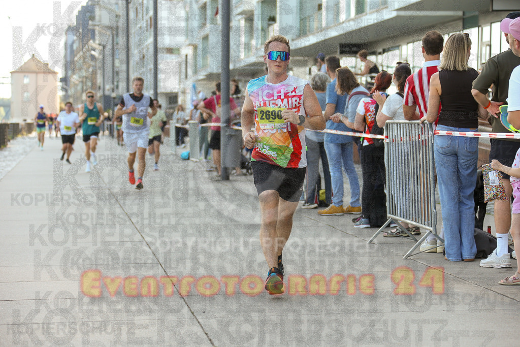 250920_1446_EX1_7506 | Sportfotografie im Rhein-Sieg Kreis, Köln, Bonn, NRW, Rheinland Pfalz, Hessen, etc. Unser Tätigkeitsfeld umfasst den Laufsport vom Volkslauf über den Marathon, Duathlon, Triathon bis zum Ultralauf wie Kölnpfad Ultra oder Schindertrail.