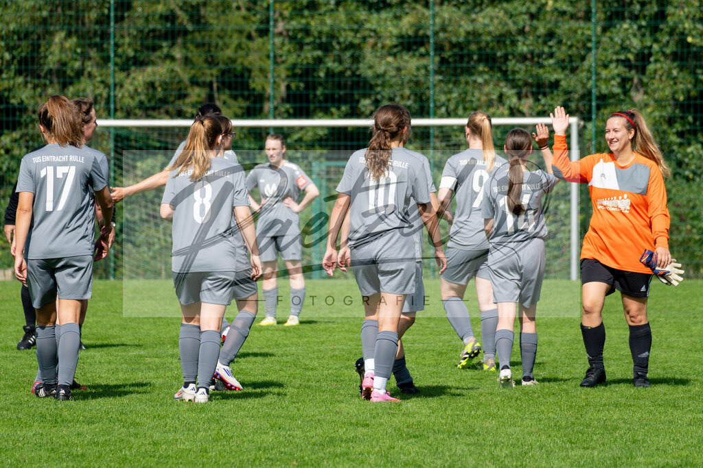 20260906_RULSVK_0587 | Fußball, Frauen:   beim Spiel der Kreisliga zwischen SG Rulle/Haste vs. SV Kettenkamp am 06.09.2026 im Stavermann-Sportpark in Rulle/Wallenhorst, Deutschland.(Foto von Nico Paetzel) - Realisiert mit Pictrs.com