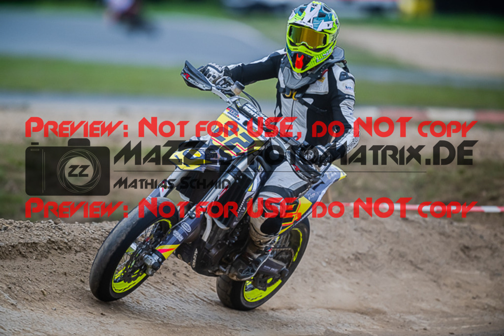 MaZZes_FotoMatrix_220903_5762 | S4