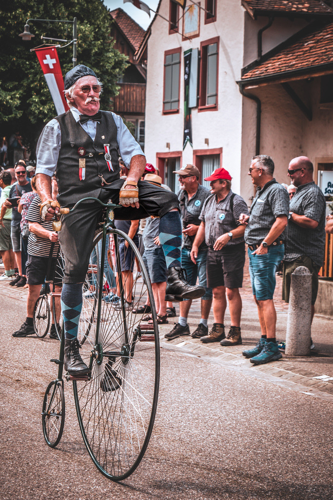 ESAF 2022, Pratteln | Schöne Fotografien aus der Stadt und der Natur zum bestellen oder selber hochladen. Druck auf Foto, Postkarte, Kalender, FineArt Hahnemühle, Alu-Dibond , Akustikbilder zur Absorption von Schall und Lärm etc. - Realisiert mit Pictrs.com
