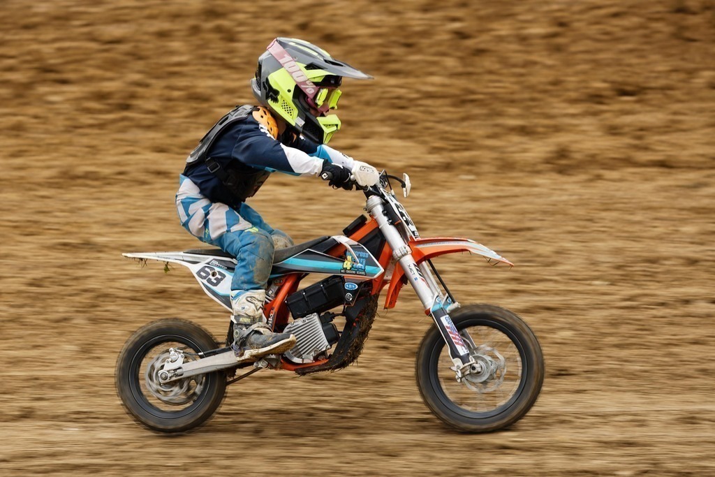 Motocross_Gerstetten_250802_2463 | Fotopresso – Sportfotografie in Heidenheim & Umgebung. Professionelle Sportfotografie für unvergessliche Momente. Dynamische Action-Shots, emotionale Szenen & hochwertige Bilder. - Realisiert mit Pictrs.com
