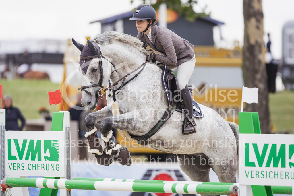 250711_BHO_L-SprmstAnf-1-221 | Deine schönsten Turniermomente als professionelle Fotos! Entdecke hochwertige Pferdesport-Fotografie im Online-Shop. Jetzt Fotos finden & bestellen!