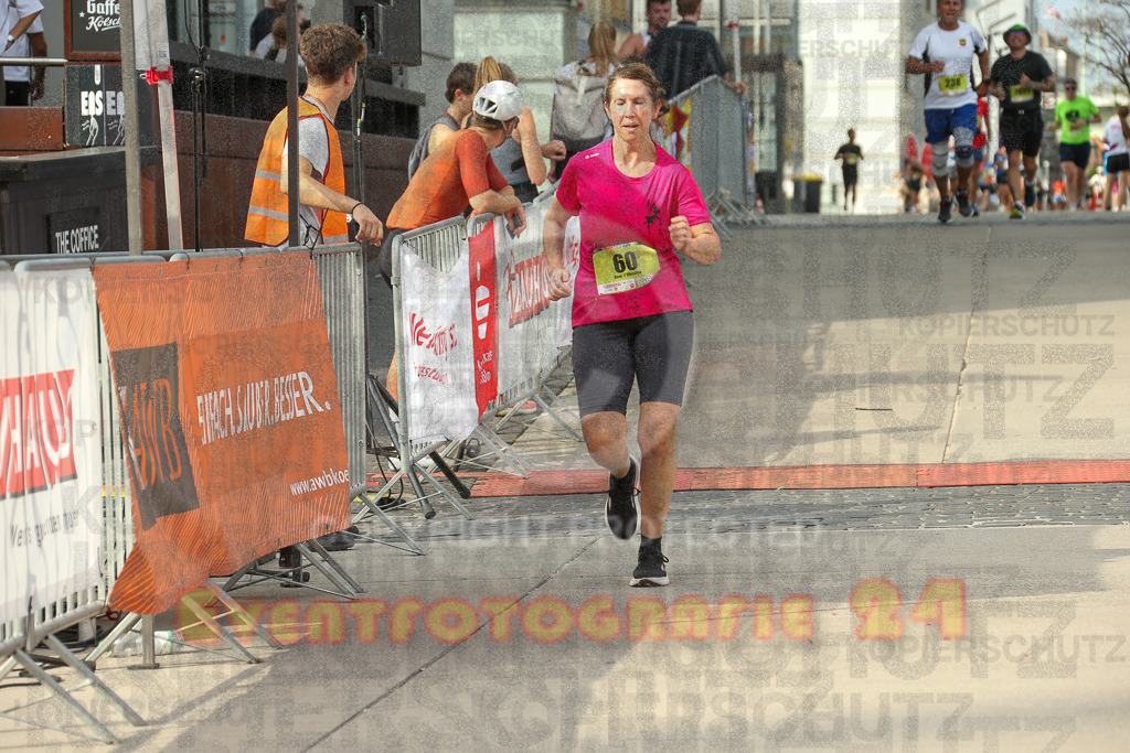 250920_1525_EX1_9365 | Sportfotografie im Rhein-Sieg Kreis, Köln, Bonn, NRW, Rheinland Pfalz, Hessen, etc. Unser Tätigkeitsfeld umfasst den Laufsport vom Volkslauf über den Marathon, Duathlon, Triathon bis zum Ultralauf wie Kölnpfad Ultra oder Schindertrail.