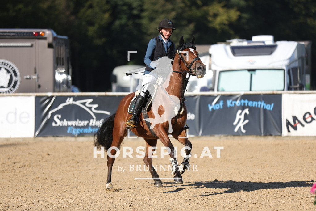 0P6A9340 | Willkommen bei Brunnmayr - Design & Fotografie – Ihrem Spezialisten für Reitturniere und Pferdeveranstaltungen in Oberösterreich, Salzburg und Bayern! Seit über 17 Jahren sind wir leidenschaftlich dabei.