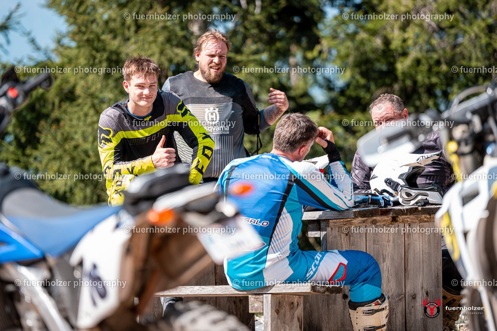 fuernholzer_250501-C2-202 | Fotografische Impressionen von der Red Stag Enduro Extreme by fuernholzer-photography.com. Endurosport in Österreich fotografisch festgehalten von fuernholzer. Auftragsfotografie für Private, Gewerbefotos und Industriefotografie. Eventfotografie, Sportfotografie und Motorsportfotografie. Anbieter von Fotoworkshops, Fototraining, fotografischen Vorträgen und Fotoseminaren.