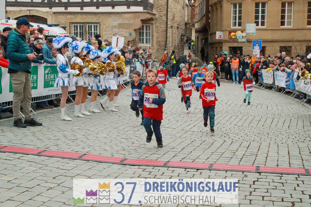 AOK JuniorCup 400m | 3Koenigslauf 2023 - Realisiert mit Pictrs.com