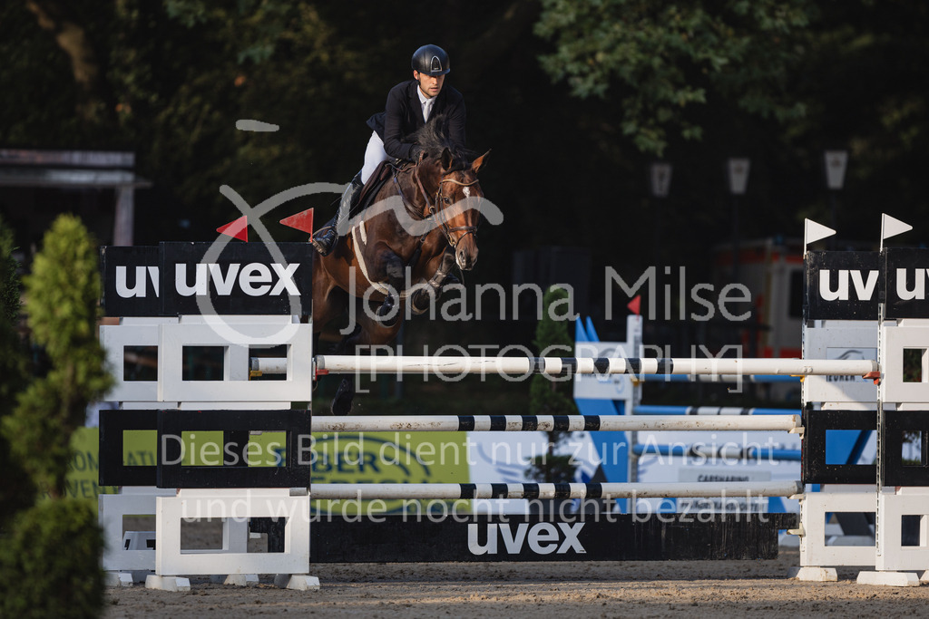 230910_OWLCh_Youngster7y-706 | Deine schönsten Turniermomente als professionelle Fotos! Entdecke hochwertige Pferdesport-Fotografie im Online-Shop. Jetzt Fotos finden & bestellen!
