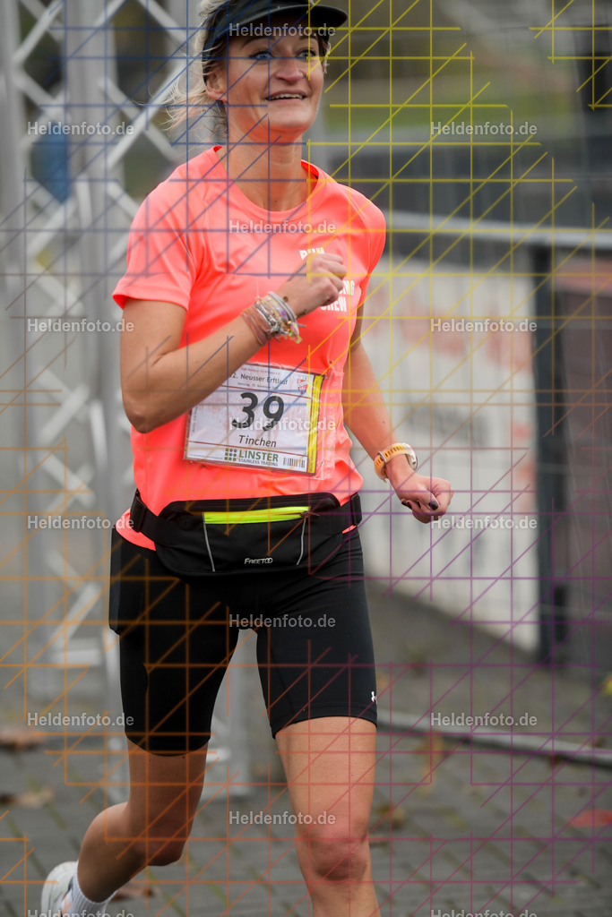 Neusser Erftlauf 2025  | 15km Neusser Erftlauf 2025 Foto: Heldenfoto.de