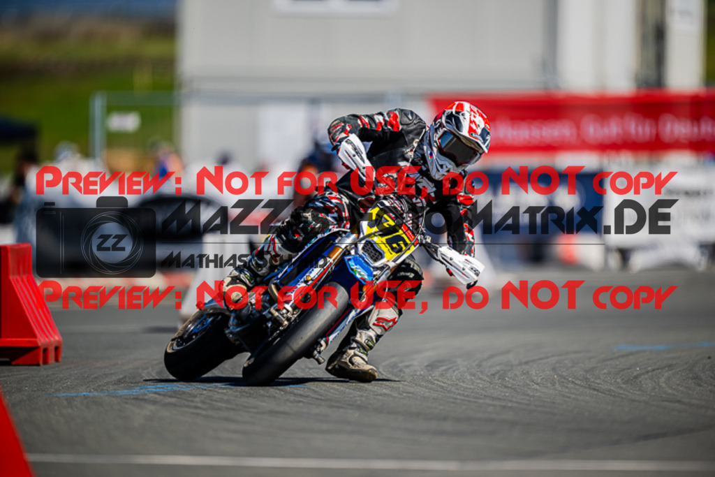 MaZZes_FotoMatrix_220903_2186 | S1