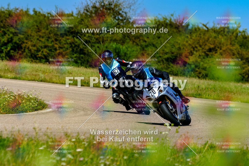 020-3100 | Hier findet Ihr Bilder von Touristenfahrten auf der Nürburgring Nordschleife oder von anderen Veranstaltungen die ich besucht habe. Viel Spass beim Durch Schauen 