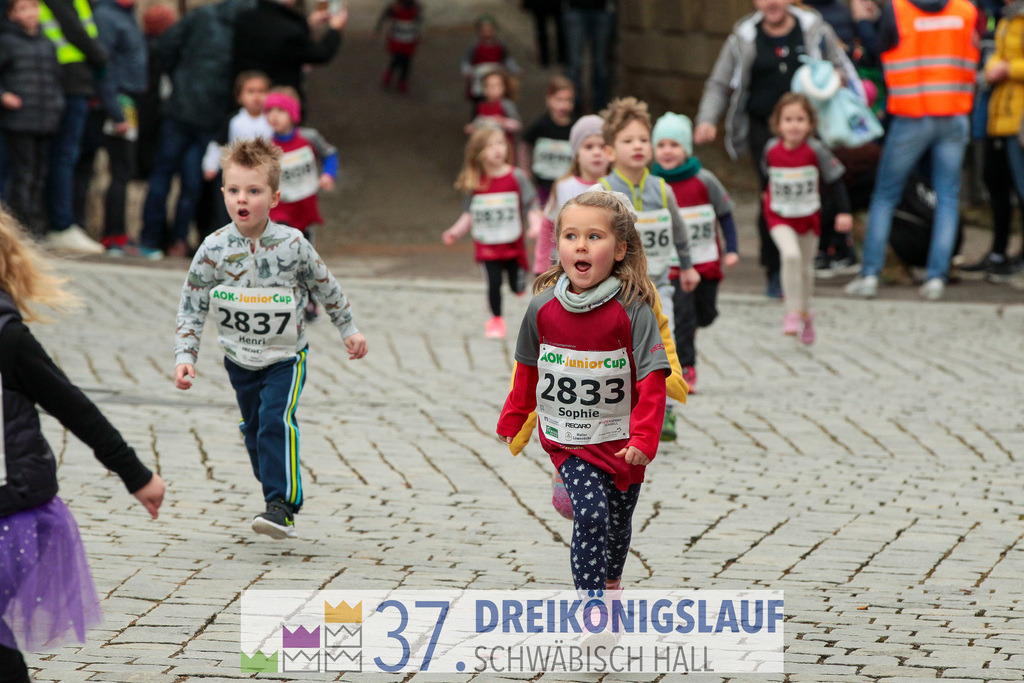 AOK JuniorCup 400m | 3Koenigslauf 2023 - Realisiert mit Pictrs.com