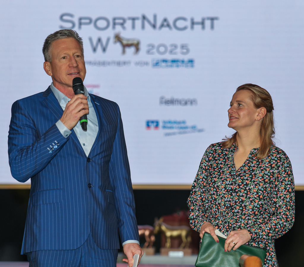 top-top.de250214-216 | Die 3. Weseler SportNacht, die große Sportgala mit Ehrungen der Weseler Sportler des Jahres 2024 findet am Freitag, den 14.02.2025 im Festzelt an der Rheinpromenade statt.Foto: Erwin Pottgiesser