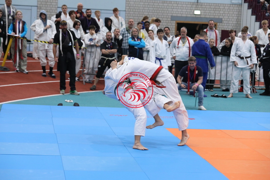 1J7A3624 | Fotos vom Adler Cup - Pictures from Adler Cup

Hier findet Ihr alle Eindrücke und großen Momente der Adler Cup Wochenenden. Here you will find all impressions and great moments of the Adler Cup weekends. - Realisiert mit Pictrs.com