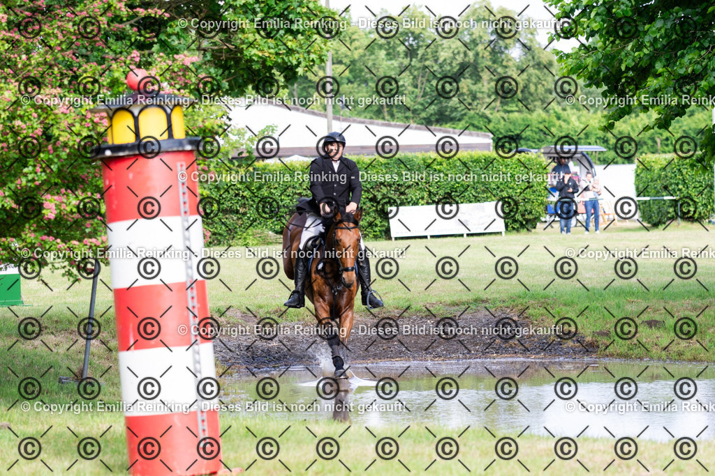 CL5A9815 | Emilia Reinking Fotografie - Realisiert mit Pictrs.com