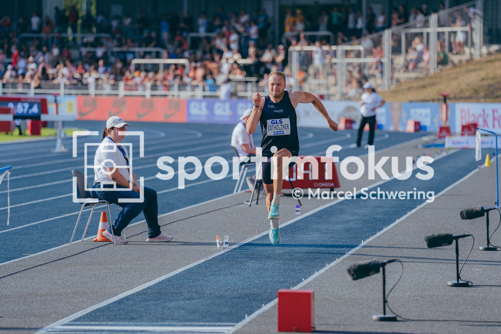 Deutsche Meisterschaften der Frauen und Männer 2026 | Maximilian Entholzner, Munich Athletics, Weitsprung, Deutsche Meisterschaften der Frauen und Männer 2026, Lohrheidestadion Bochum-Wattenscheid, 25.07.2026. Foto: Marcel Schwering / sportimfokus - Realisiert mit Pictrs.com