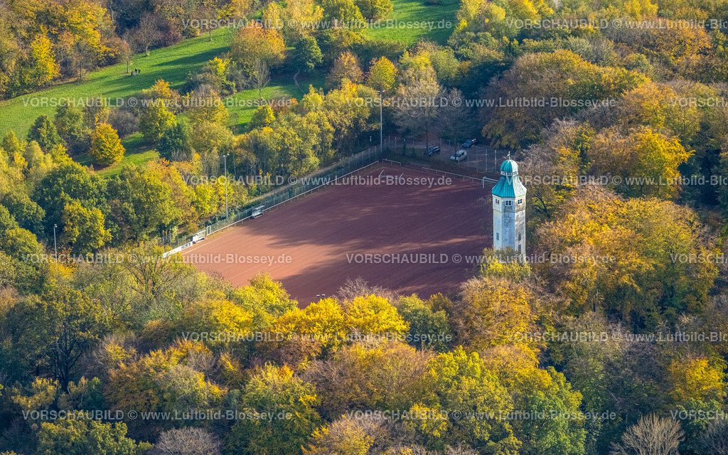 Herne221101303oestlich | Luftbild, Wasserturm, Sportplatz Am Volkspark, Herbstwald, Börnig, Herne, Ruhrgebiet, Nordrhein-Westfalen, Deutschland