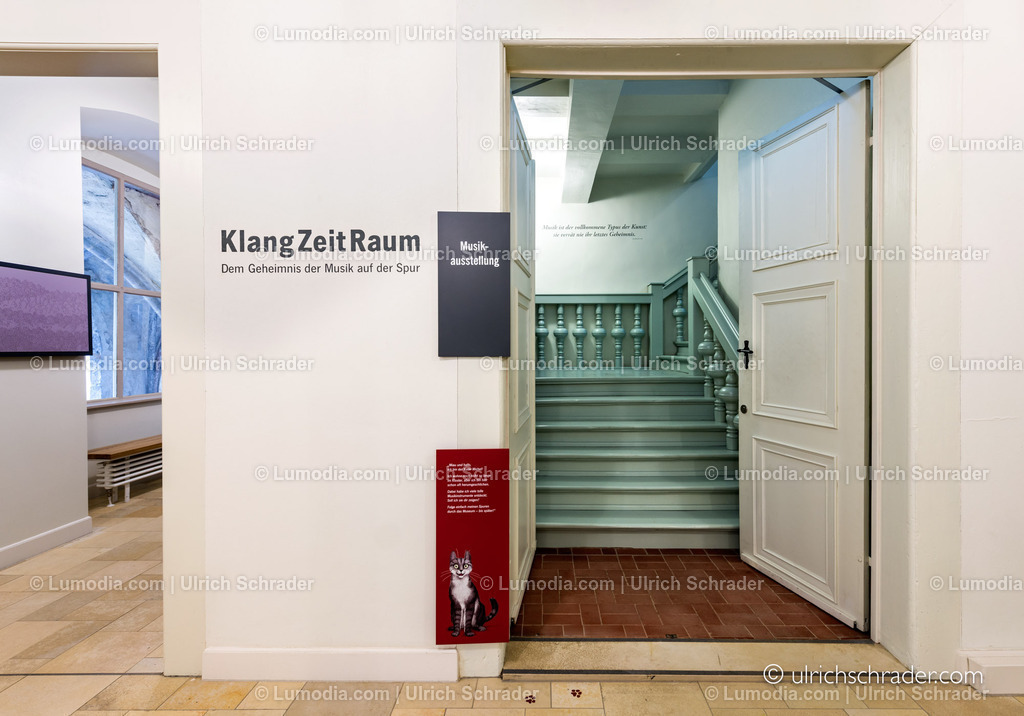 _ulrichschrader.com-98 | Stockfoto und Bilderpool mit Bildmaterial aus Deutschland, dem Harz, Halberstadt, Quedlinburg, Wernigerode und weltweit. Qualitativ hochwertige und professionelle Fotos anschauen und kaufen. - Realisiert mit Pictrs.com