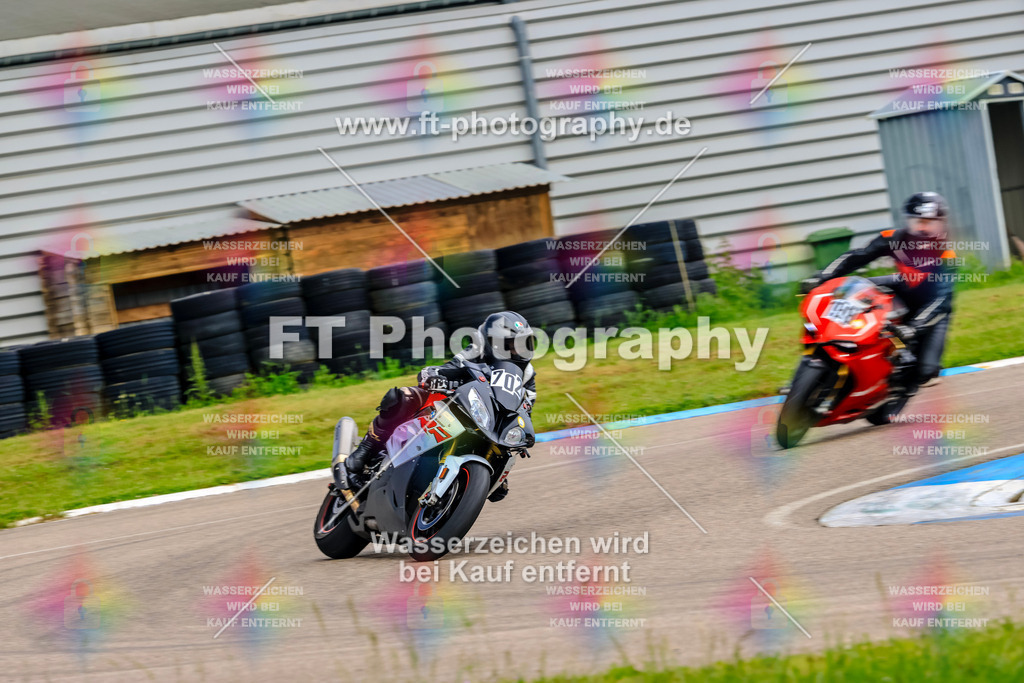 MotoTeam-8146 | Hier findet Ihr Bilder von Touristenfahrten auf der Nürburgring Nordschleife oder von anderen Veranstaltungen die ich besucht habe. Viel Spass beim Durch Schauen 