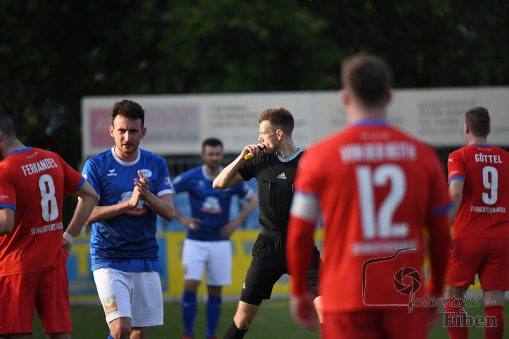 SSV Jeddeloh-SV Drochtersen/Assel | Herren Regionalliga; SSV Jeddeloh (blau)-SV Drochtersen/Assel (rot) am 30.04.2024; in Jeddeloh (53-Acht Arena), Photo: Philip Eiben 2024 - Realisiert mit Pictrs.com