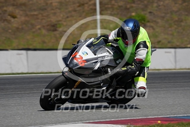 2024_05_04_PBK_23968 | Sportfotografie; SlowMotion; Video; Rennstrecke; Hafeneger; Speer; Racing; RSE; BMW; CBO; Trackday; Motorsportarena; Hockenheimring; Brno; Most; Barcelona; Valencia