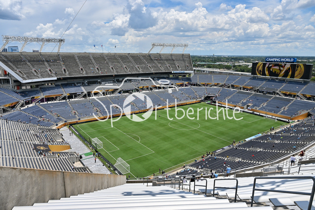 Juventus Turin - Manchester City | Im Camping Word Stadium von Orlando - Forlirda findet heute am dritten Spieltag der Vorrunde der Club WM in Amerika das Spiel zwischen Juventus und Mancity statt / Symbolbild / Stadionfoto / Stadionbild / FIFA Club World Cup: Juventus Turin - Manchester City, Camping World Stadium am 26.06.2025 / NOT FOR SALE IN USA