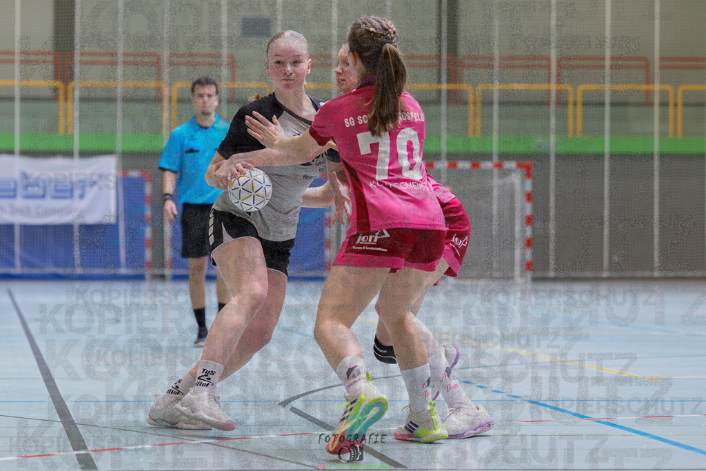 Hessenmeisterschaft wJC - Spiel um Platz 3; TuS Kriftel - SG Schenklengsfeld | Hessenmeisterschaft wJC - Spiel um Platz 3; TuS Kriftel - SG Schenklengsfeld am 22.03.2025 in Biedenkopf (Sporthalle Lahntalschule)Photo © 2025 - Jörg Heinrich - Realisiert mit Pictrs.com