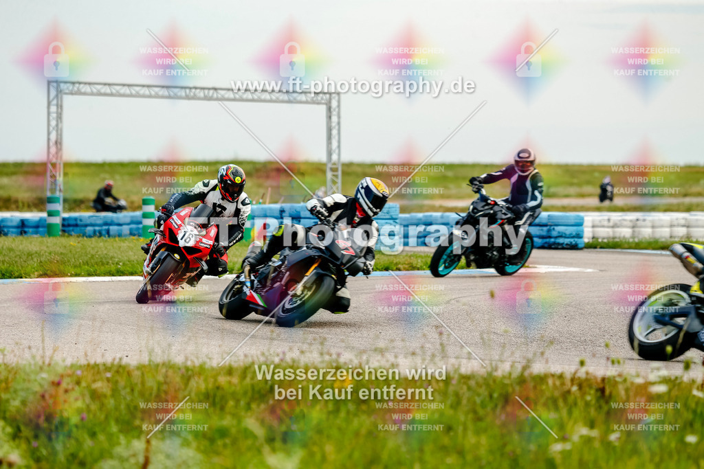 Chambley Juli-0028 | Hier findet Ihr Bilder von Touristenfahrten auf der Nürburgring Nordschleife oder von anderen Veranstaltungen die ich besucht habe. Viel Spass beim Durch Schauen 