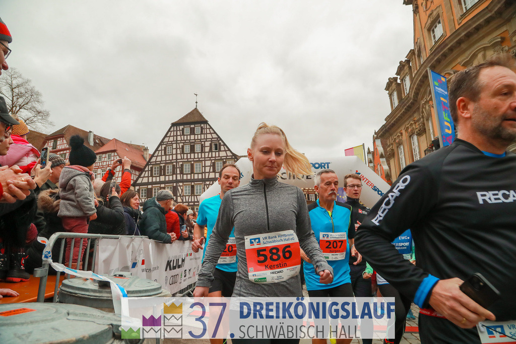VR Bank Hauptlauf 10000m | 3 Koenigslauf 2023 - Realisiert mit Pictrs.com