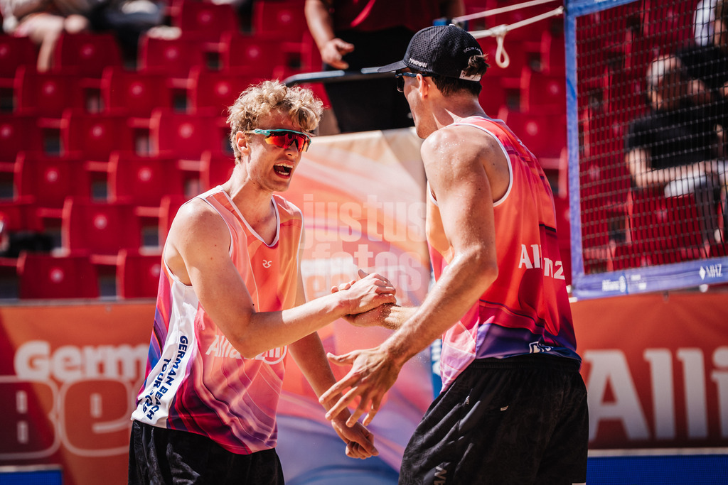 Beachvolleyball | Männer | Allianz German Beach Tour 2025 | Tourstop Düsseldorf | 15.05.2025 | v.l. Tamo Wüst und Tristan Fröbel