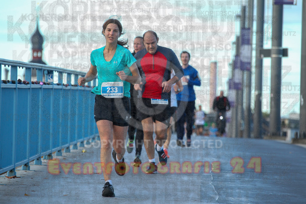 221016_1011_EV4_8957 | Sportfotografie im Rhein-Sieg Kreis, Köln, Bonn, NRW, Rheinland Pfalz, Hessen, etc. Unser Tätigkeitsfeld umfasst den Laufsport vom Volkslauf über den Marathon, Duathlon, Triathon bis zum Ultralauf wie Kölnpfad Ultra oder Schindertrail.