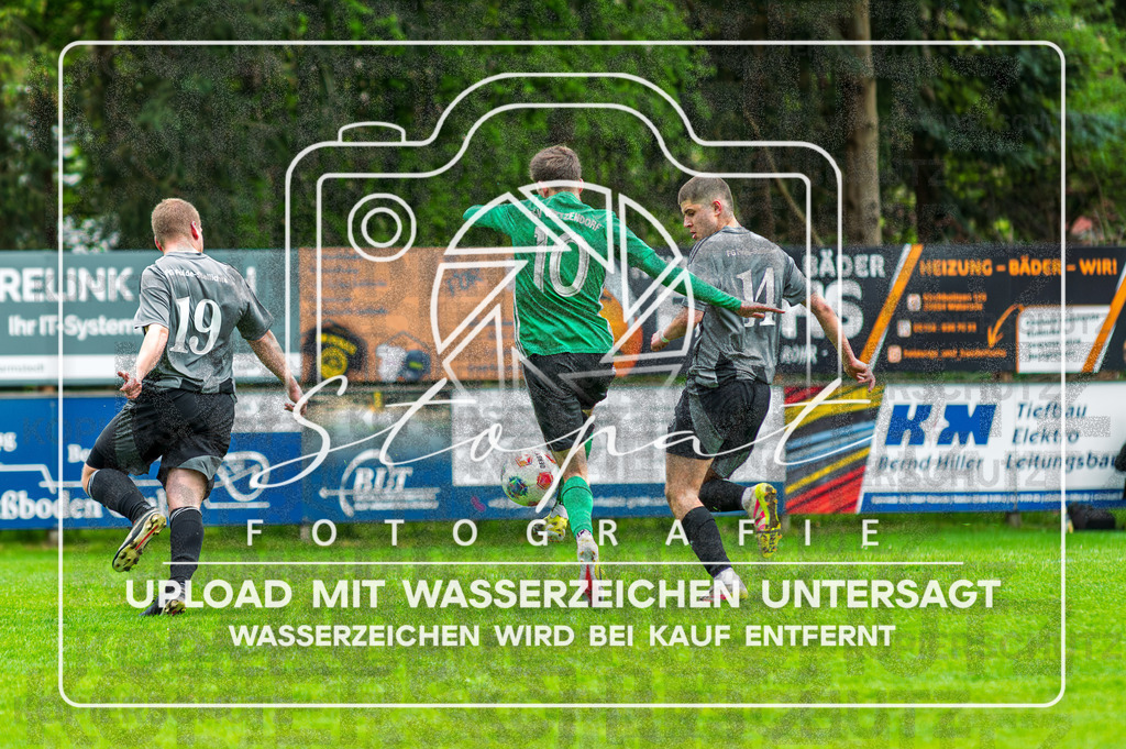 DZC_0692-Verbessert-RR | Moritz Erfurt (TSV Wietzendorf #10) beim Herren Kreisliga HK Spiel zwischen FG Fulde-Stellichte und TSV Wietzendorf im Fulder Zentralstadion, Fulde (Simon Paul Stopat) - Realisiert mit Pictrs.com