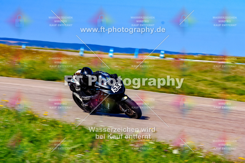 059-2038 | Hier findet Ihr Bilder von Touristenfahrten auf der Nürburgring Nordschleife oder von anderen Veranstaltungen die ich besucht habe. Viel Spass beim Durch Schauen 