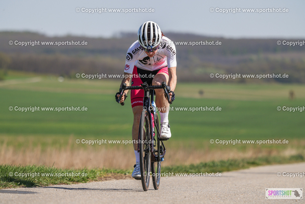368A3237 | Neusiedlersee Radmarathon 2026@sportshot_your_pictrs #yourpictures#roadtowm2029 #nrm #neusiedlerseeradmarathon #neusiedlersee #neusiedlerseetourismus #burgenland #mörbisch #nrm26 #burgenlandtourismus #voglundco #poweredbyburgenlandtourismus #radsport #rad #marathon #ucigranfondo #visitburgenland #ucigranfondoworldseries