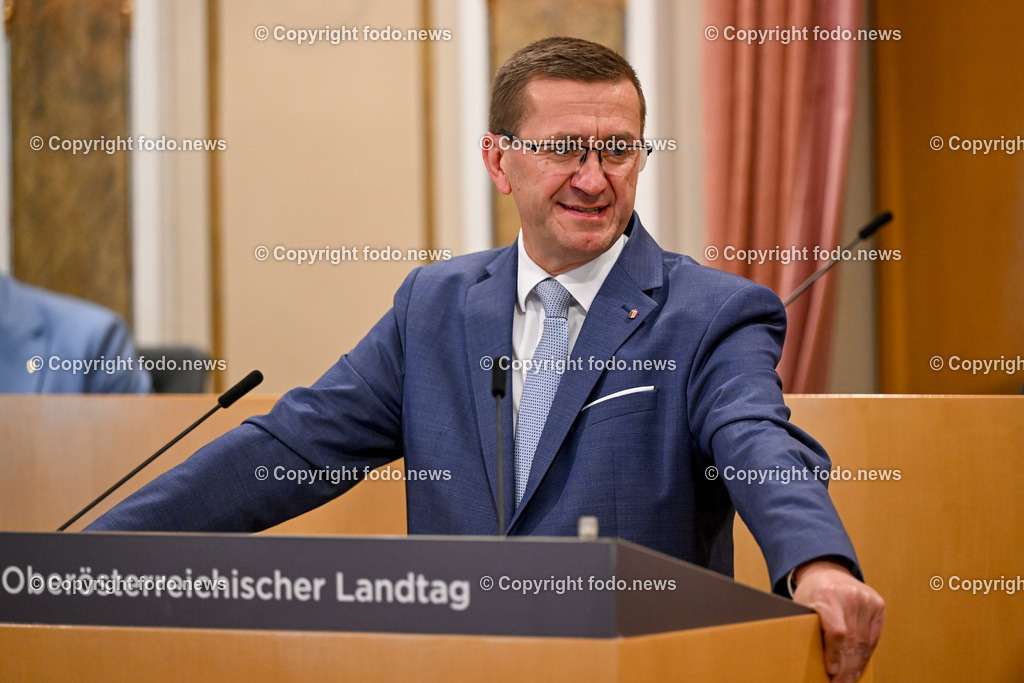 Landhaus Linz_ Promenade_ Landtagssitzung_ 11.04.2024-84 | 11.04.2024, Landhaus Linz AUT, Promenade, Landtagssitzung, im Bild LR Markus Achleitner (VP)