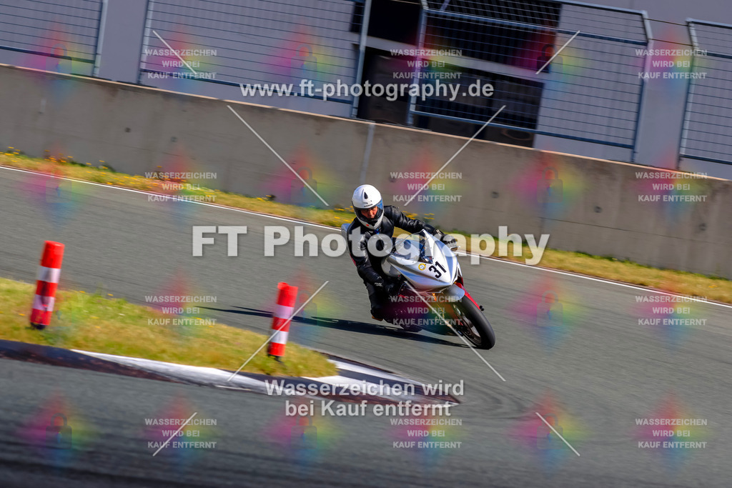 _TCM3705 | Hier findet Ihr Bilder von Touristenfahrten auf der Nürburgring Nordschleife oder von anderen Veranstaltungen die ich besucht habe. Viel Spass beim Durch Schauen 