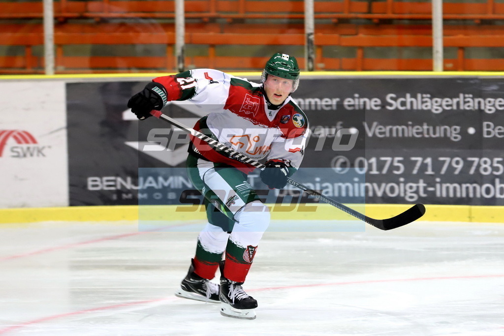 Erik Keresztury - HEV | Erik Keresztury - HEV - Realisiert mit Pictrs.com